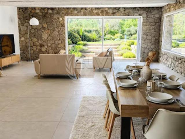 Vente Villa 6 pièces 195 m2 Plan de la Tour