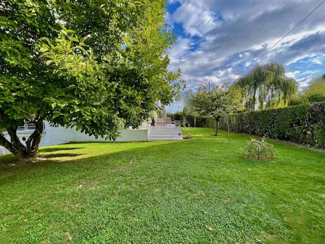 Vente Villa 6 pièces 196 m2 Divonne les Bains