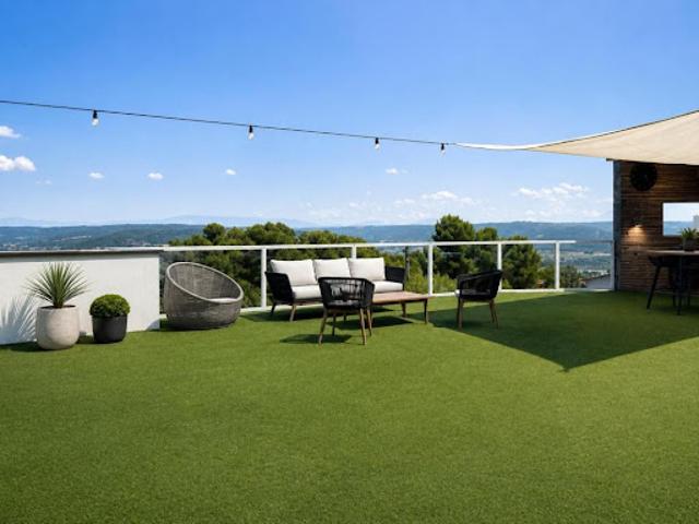 Vente Villa 6 pièces 200 m2 Villeneuve