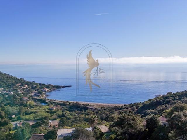 Vente Villa 6 pièces 204 m2 Sainte lucie de porto vecchio