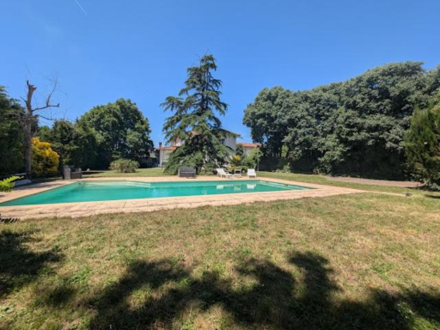 Vente Villa 6 pièces 210 m2 Toulouse