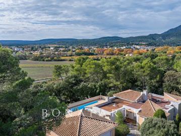Vente Villa 6 pièces 220 m2 Saint Mathieu de Tréviers
