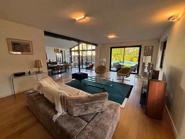 Vente Villa 6 pièces 220 m2 Pau