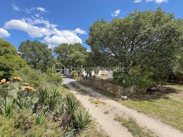 Vente Villa 6 pièces 222 m2 Saint Mathieu de Tréviers