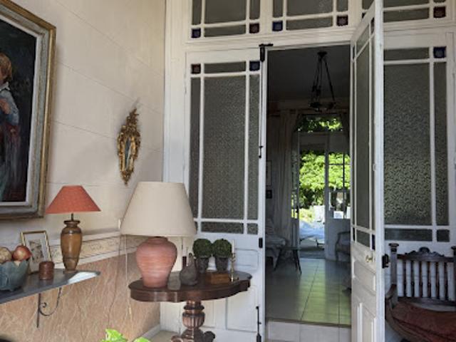 Vente Villa 6 pièces 224 m2 Nimes
