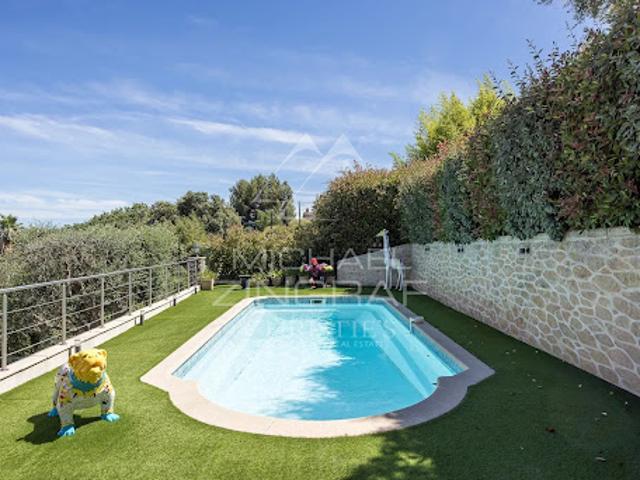 Vente Villa 6 pièces 236 m2 Cagnes sur Mer