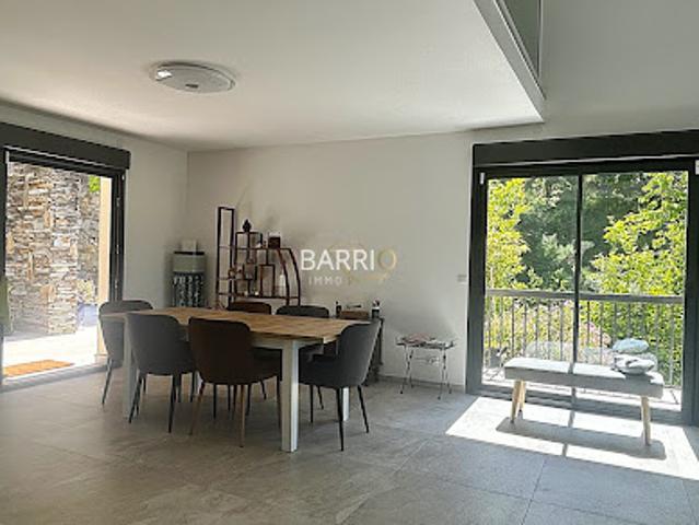 Vente Villa 6 pièces 240 m2 Le Boulou