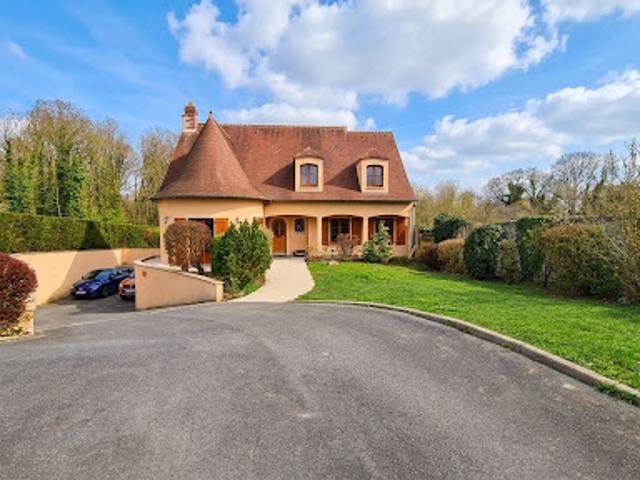 Vente Villa 6 pièces 243 m2 Rebais