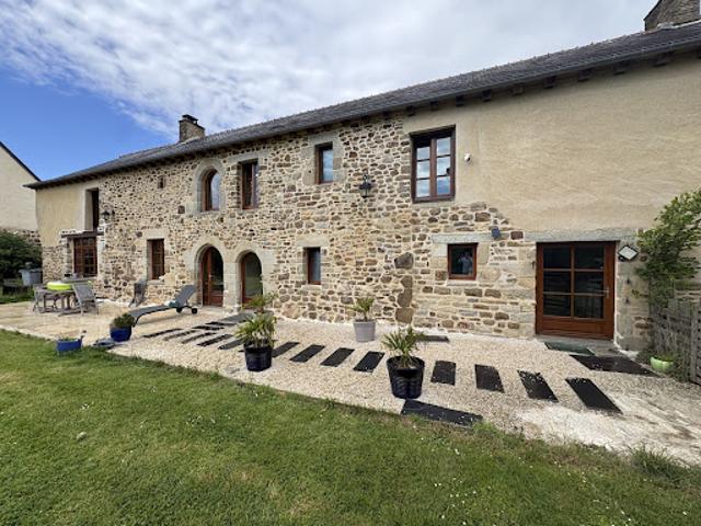 Vente Villa 6 pièces 250 m2 Médréac