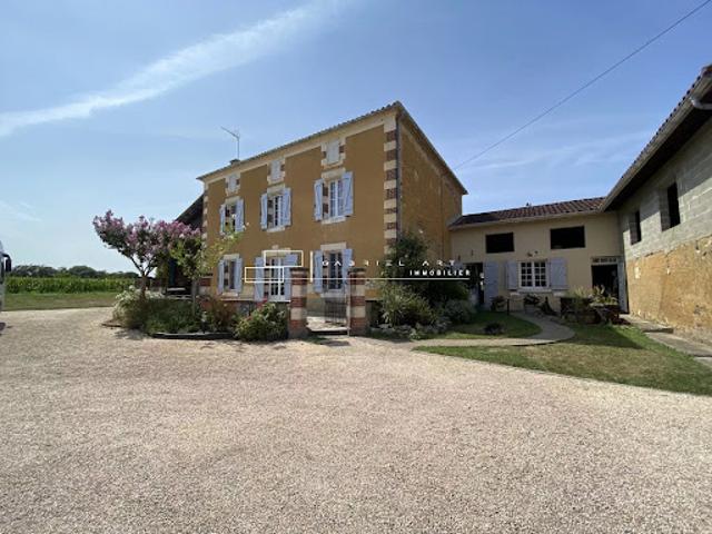 Vente Villa 6 pièces 253 m2 Hagetmau