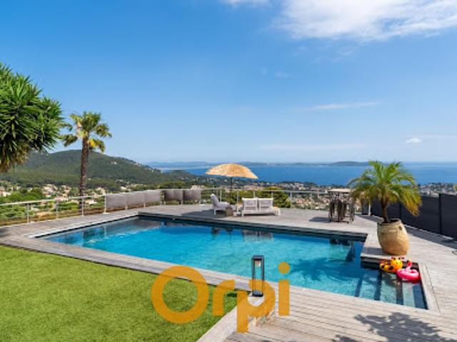 Vente Villa 6 pièces 254 m2 Carqueiranne