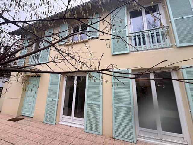 Vente Villa 6 pièces 267 m2 Saint maur des fosses