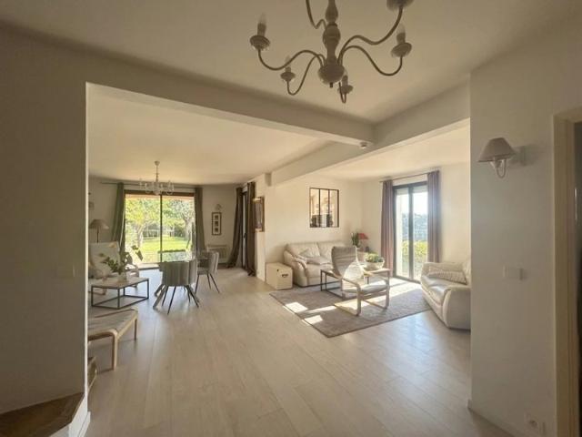 VENTE VILLA 6 PIÈCES CAGNES SUR MER