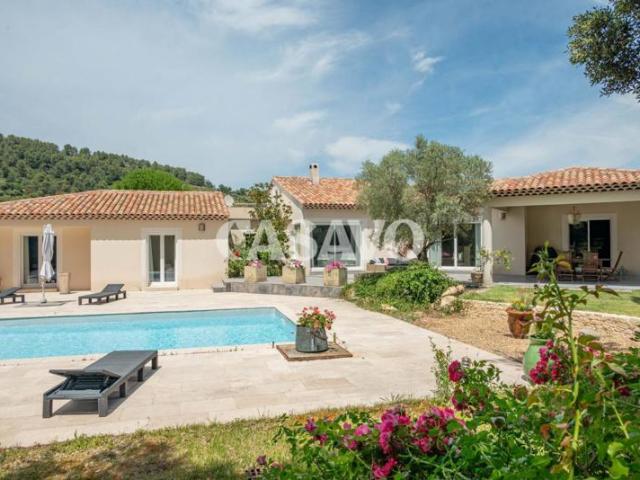 Vente Maison 6 pièces de 220m² 13109 Simiane Collongue