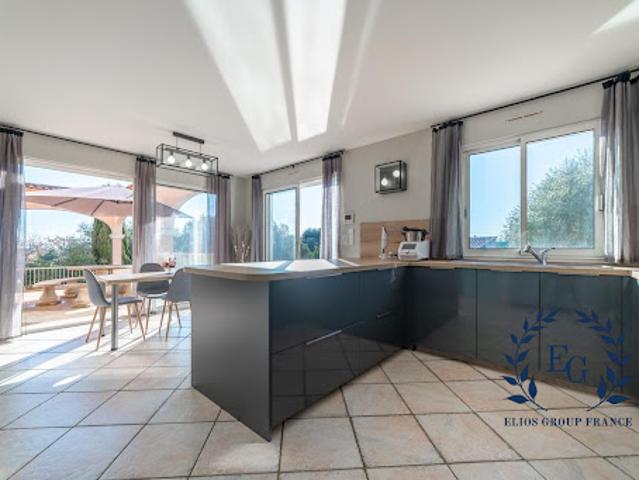 Vente Villa 7 pièces 420 m2 Frontignan