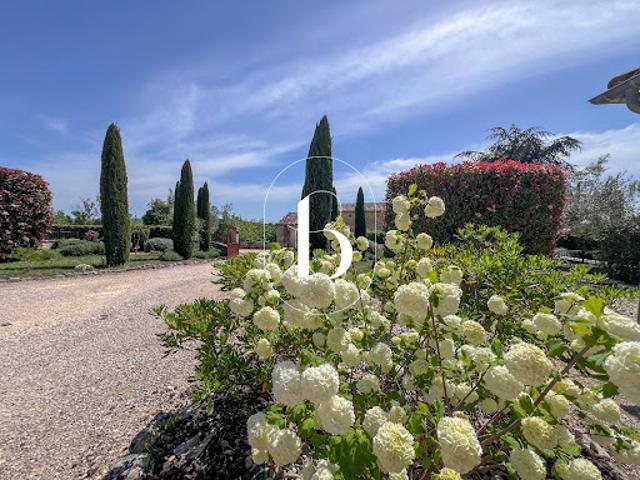 Vente Villa 7 pièces 106 m2 Orgnac l'Aven