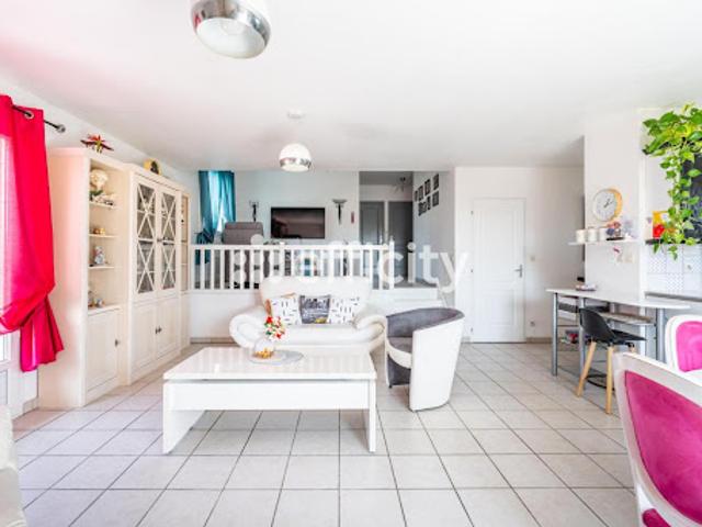 Vente Villa 7 pièces 122 m2 Chessy
