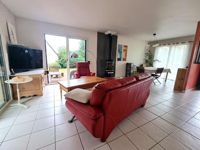 Vente Villa 7 pièces 125 m2 Montreuil le Gast