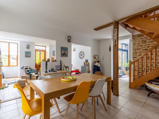 Vente Villa 7 pièces 130 m2 Saint Aubin du Cormier