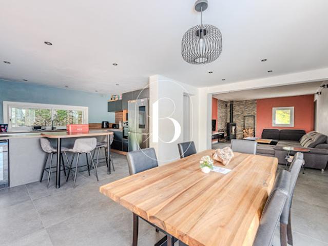 Vente Villa 7 pièces 130 m2 Saint Michel d'Euzet