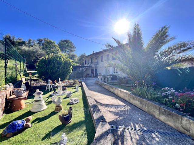 Vente Villa 7 pièces 130 m2 Peille