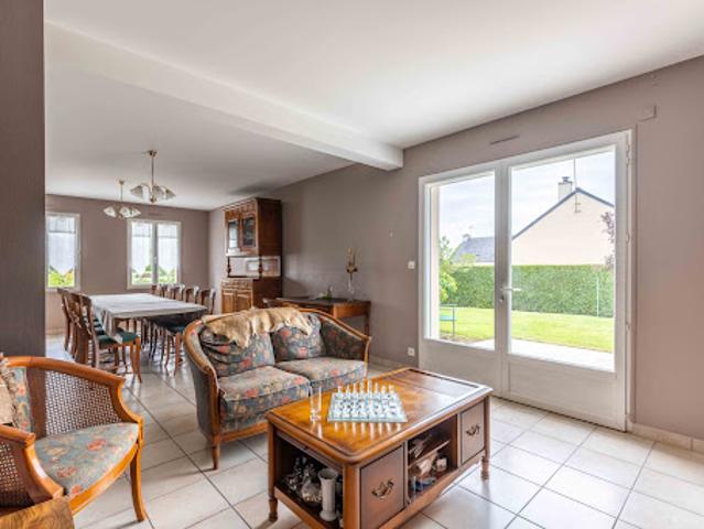 Vente Villa 7 pièces 133 m2 Saint Georges de Reintembault