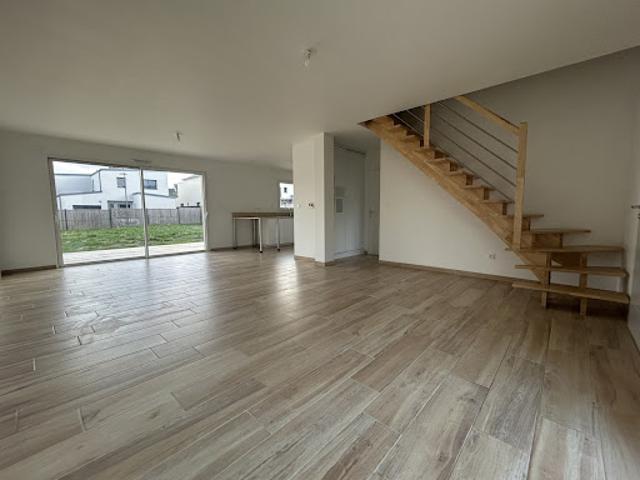 Vente Villa 7 pièces 140 m2 Chasné sur Illet