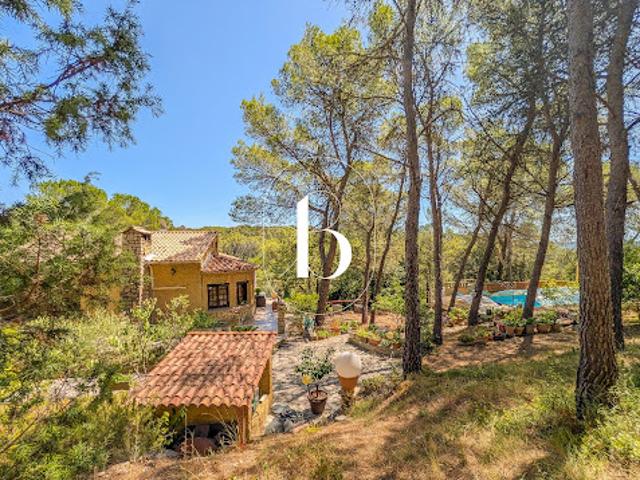 Vente Villa 7 pièces 140 m2 Goudargues