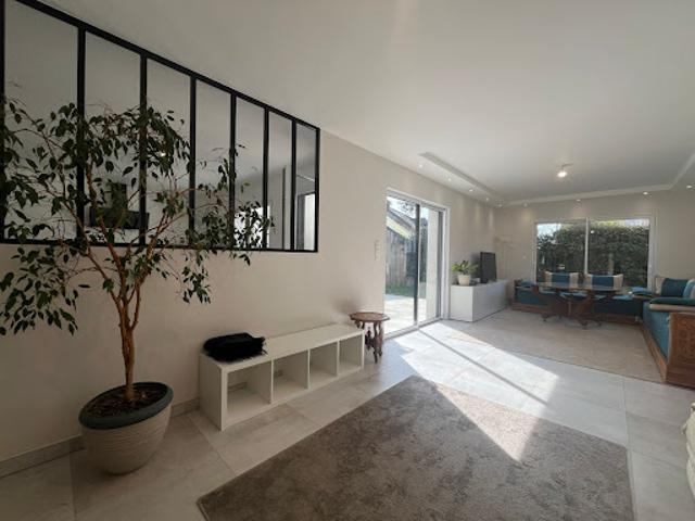 Vente Villa 7 pièces 145 m2 Ercé en Lamée