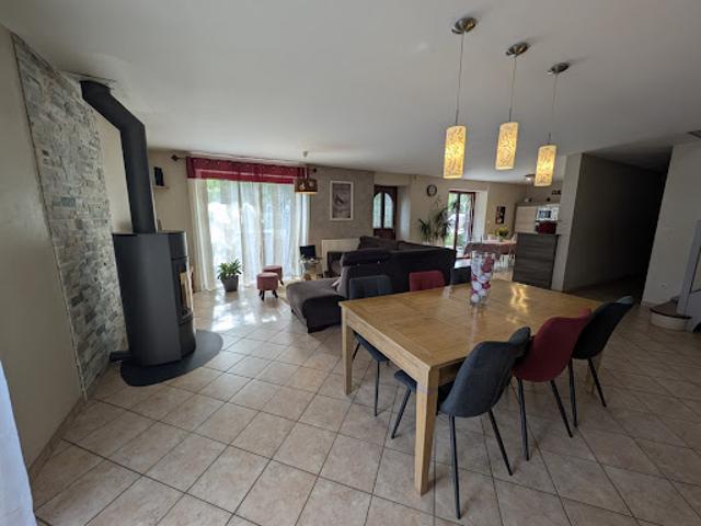 Vente Villa 7 pièces 150.21 m2 Vitre