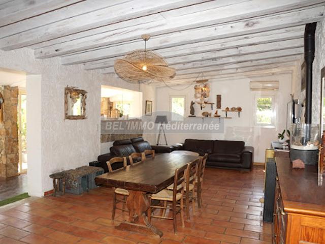 Vente Villa 7 pièces 152 m2 Cavalaire sur Mer
