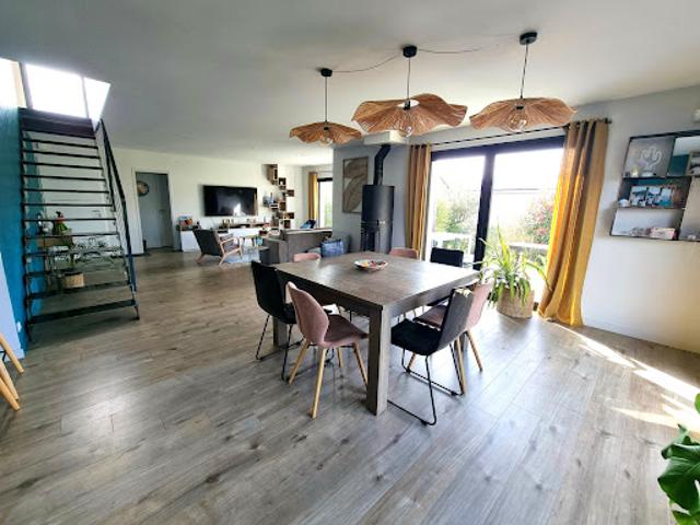 Vente Villa 7 pièces 152 m2 Gévezé