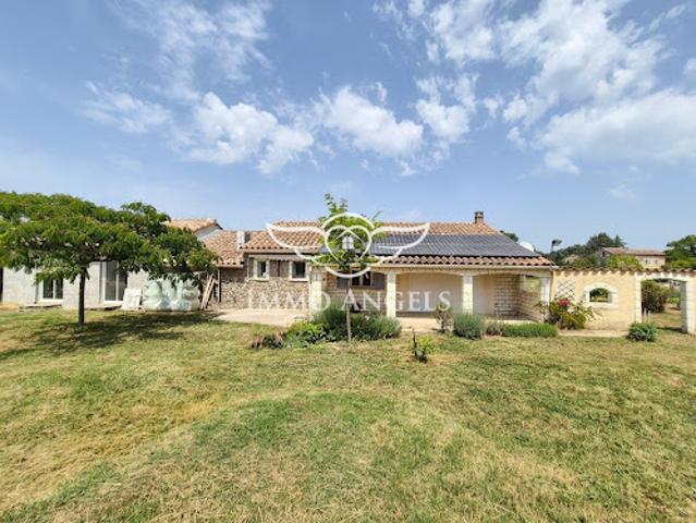 Vente Villa 7 pièces 153.02 m2 Saint Denis