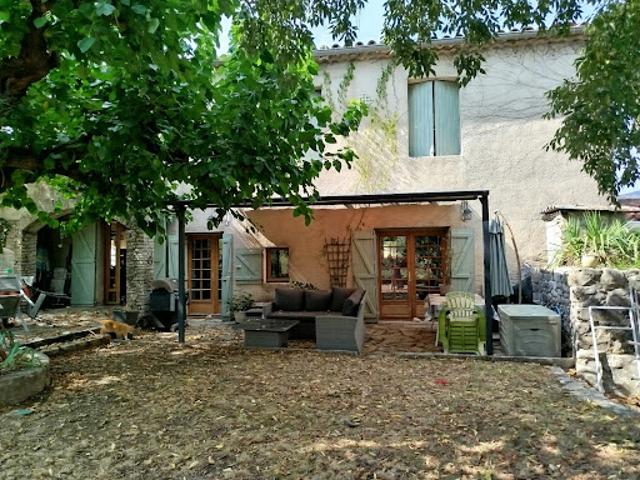 Vente Villa 7 pièces 156.29 m2 Laroque