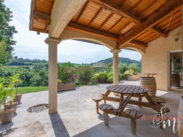 Vente Villa 7 pièces 160 m2 Beauregard Baret