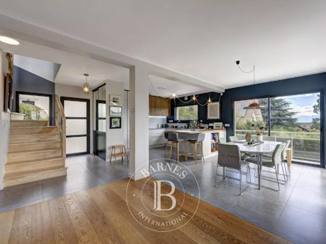 Vente Villa 7 pièces 160 m2 Divonne les Bains