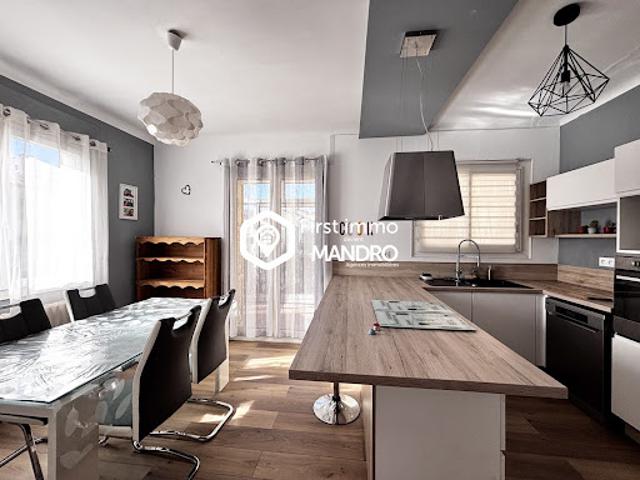 Vente Villa 7 pièces 164.65 m2 Ille sur Têt
