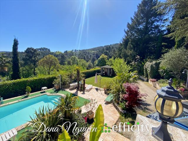 Vente Villa 7 pièces 165 m2 La Vernarède