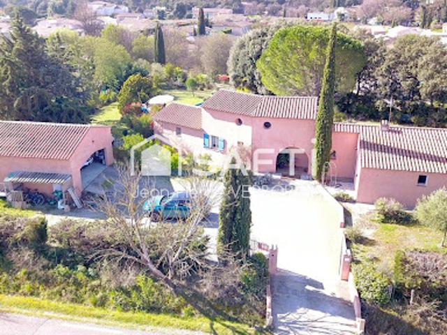 Vente Villa 7 pièces 167 m2 Régusse