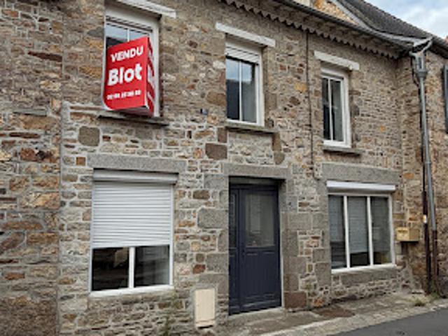 Vente Villa 7 pièces 168.61 m2 Saint Aubin du Cormier