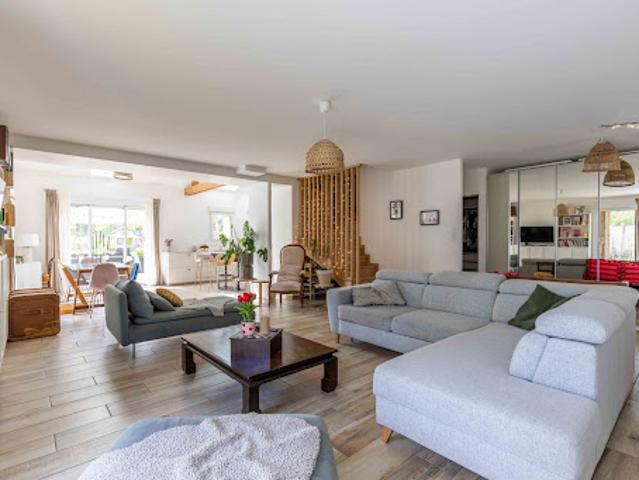Vente Villa 7 pièces 169 m2 Cesson sevigne