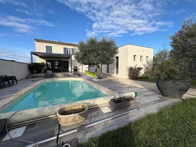 Vente Villa 7 pièces 170 m2 Aubignan