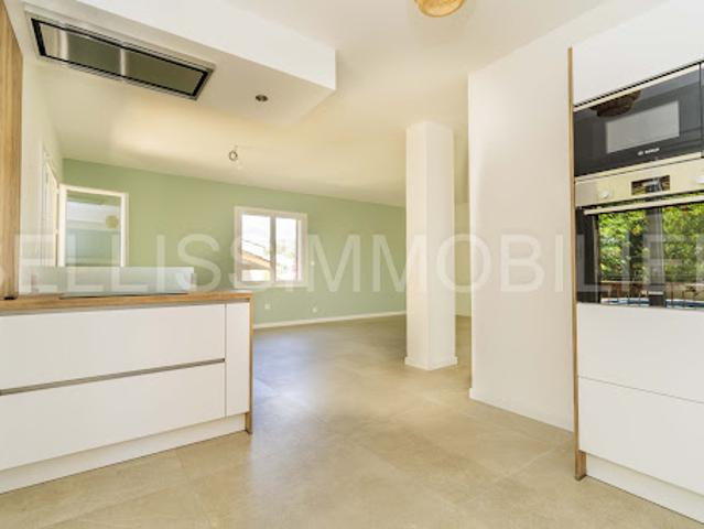 Vente Villa 7 pièces 170 m2 Salon de Provence