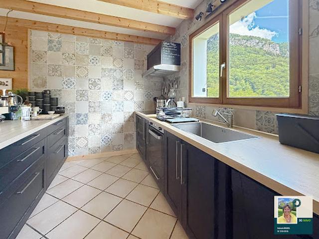 Vente Villa 7 pièces 174 m2 Mieussy