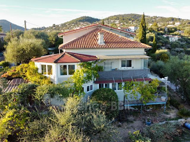 Vente Villa 7 pièces 175 m2 Saint andre de la roche