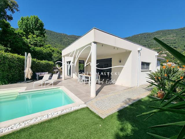 Vente Villa 7 pièces 180 m2 Cavalaire sur Mer