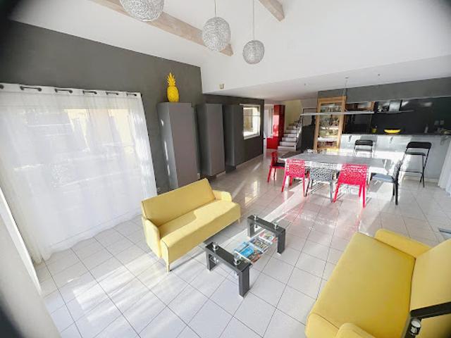 Vente Villa 7 pièces 180 m2 Cadenet