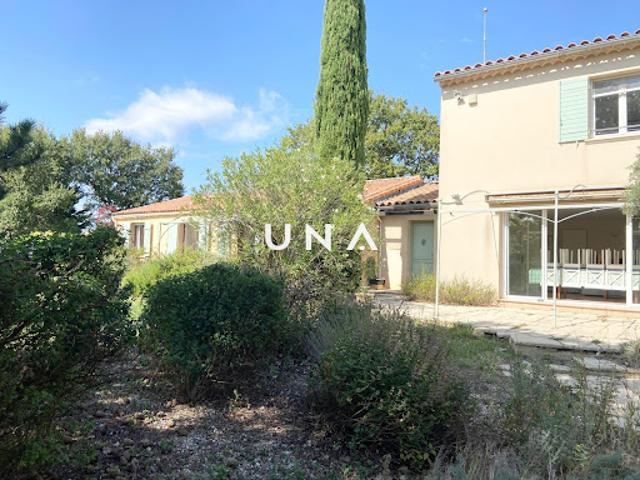 Vente Villa 7 pièces 180 m2 Le Pin