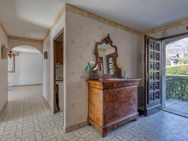 Vente Villa 7 pièces 180 m2 Saint Ismier