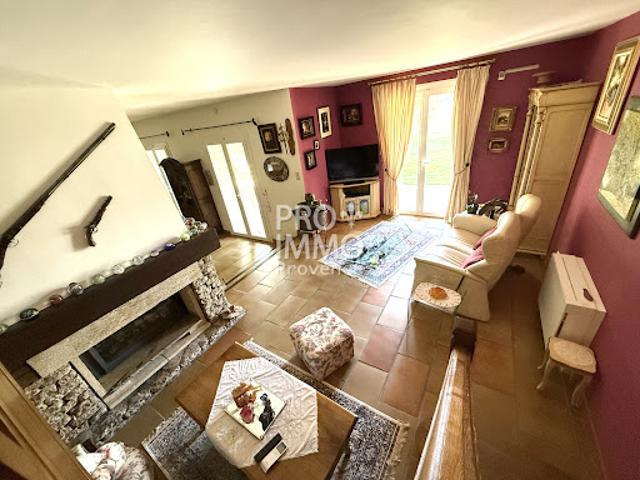 Vente Maison 7 pièces 198 m2 Charleval